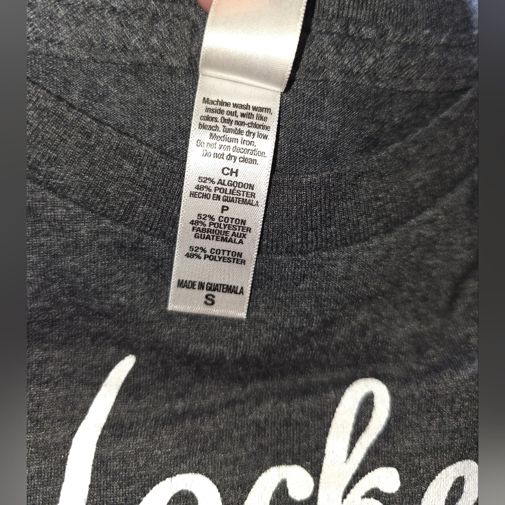 Bella Canvas "Hockey Mom" Gray Long Sleeve Top Size - Picture 5 of 5